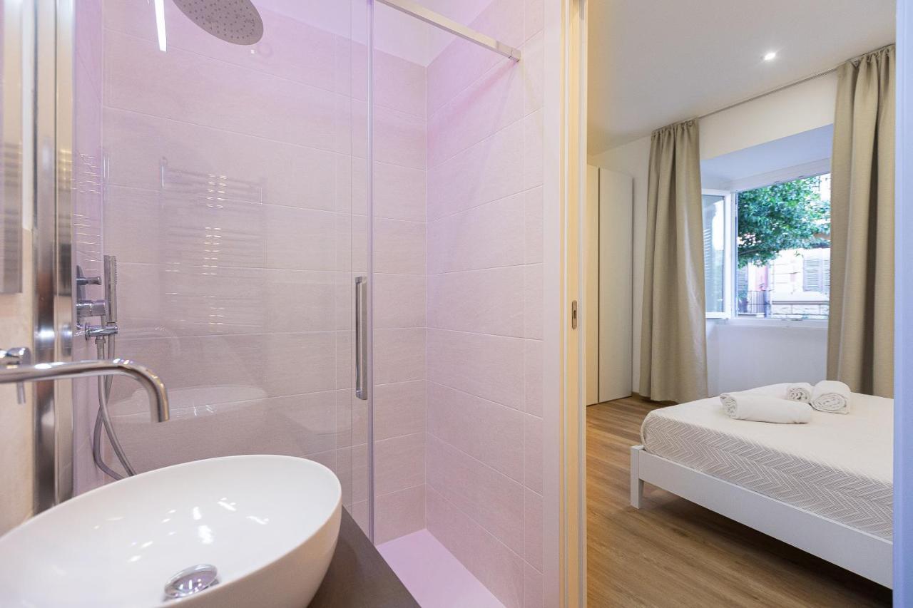 Appartement Colosseum Holidays - Three-bedroom Rome
