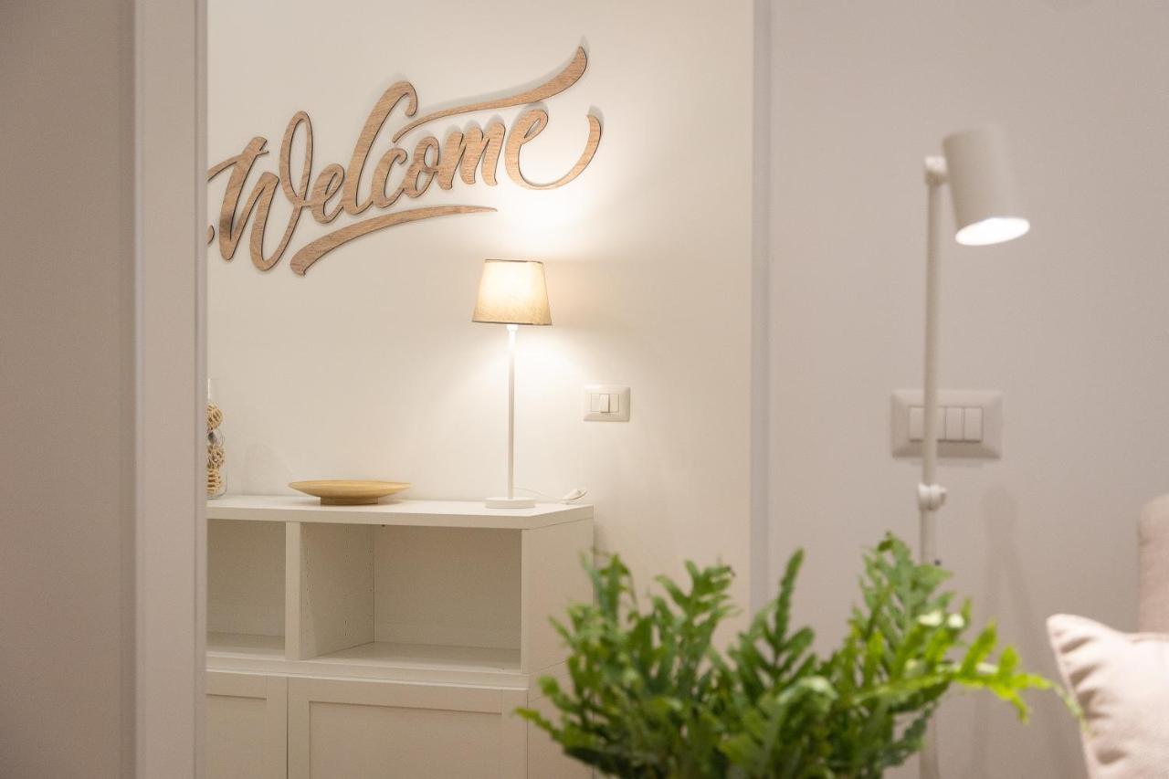 Colosseum Holidays - Three-bedroom Appartement