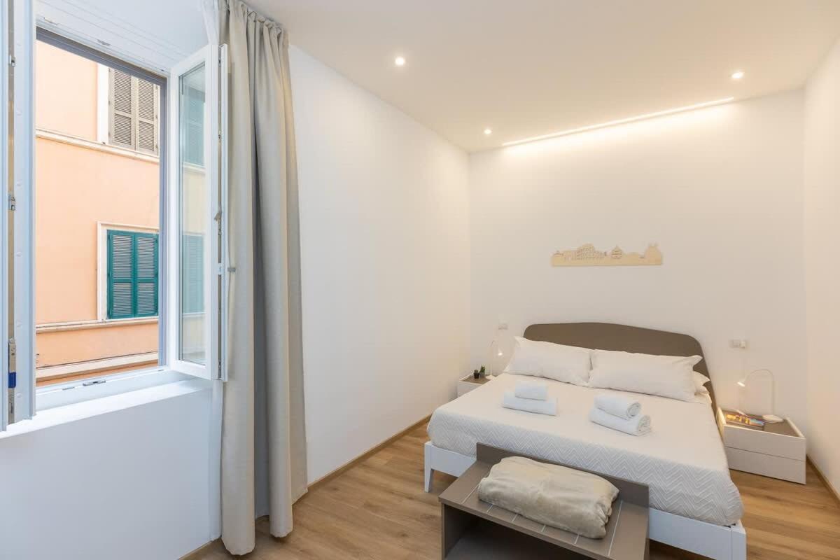 Colosseum Holidays - Three-bedroom Appartamento Roma