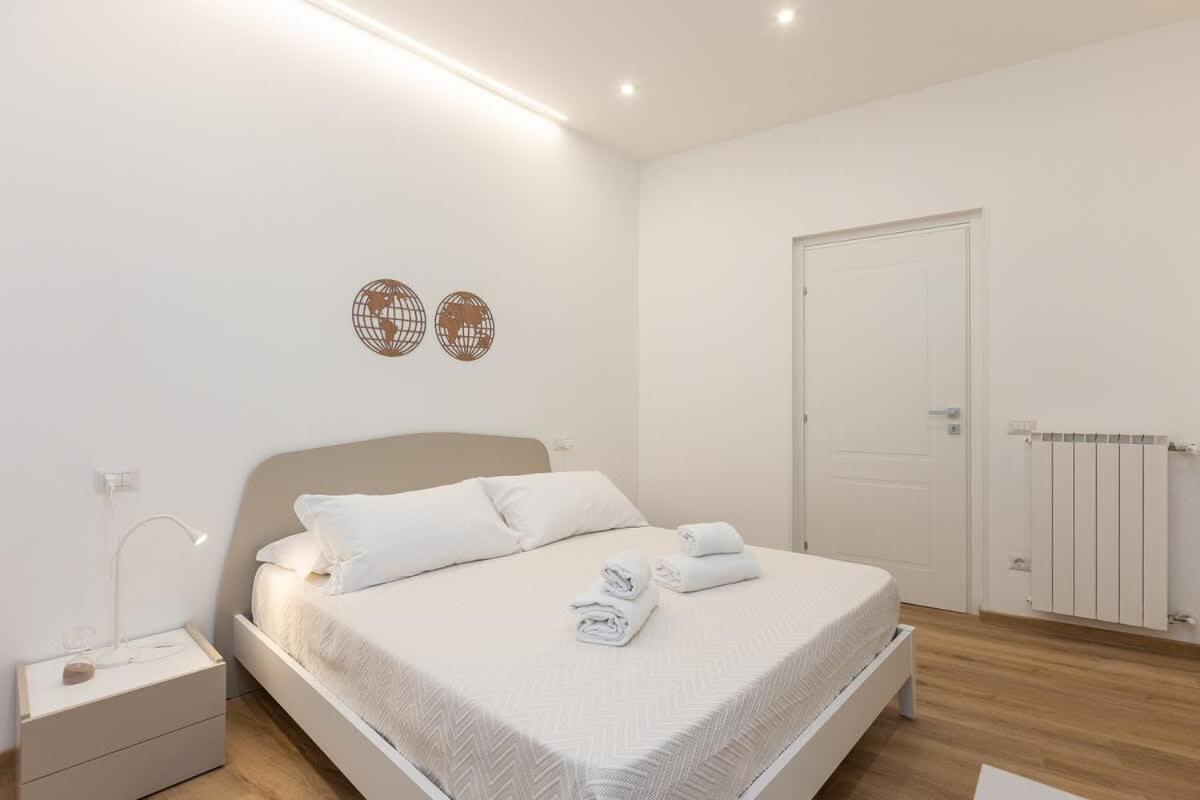 Colosseum Holidays - Three-bedroom Appartamento *