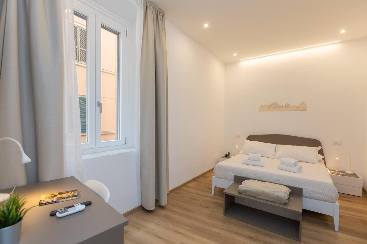 Colosseum Holidays - Three-bedroom Appartamento