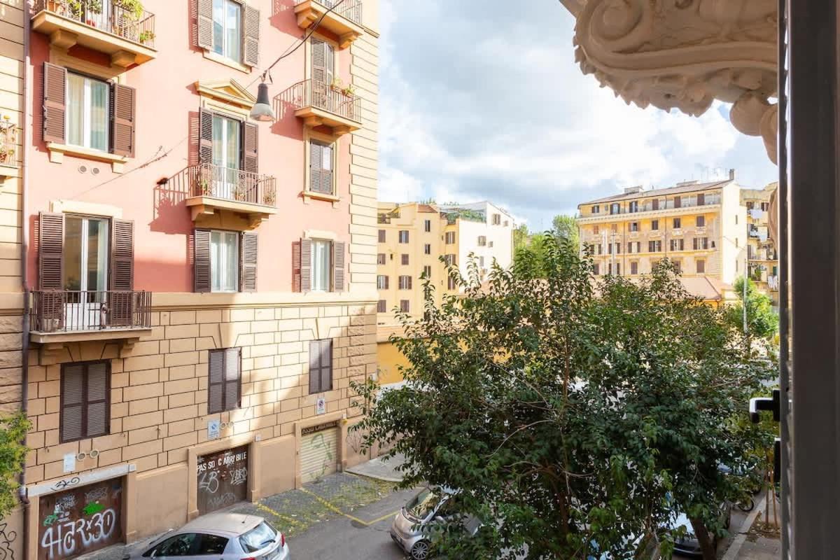Appartamento Colosseum Holidays - Three-bedroom Roma