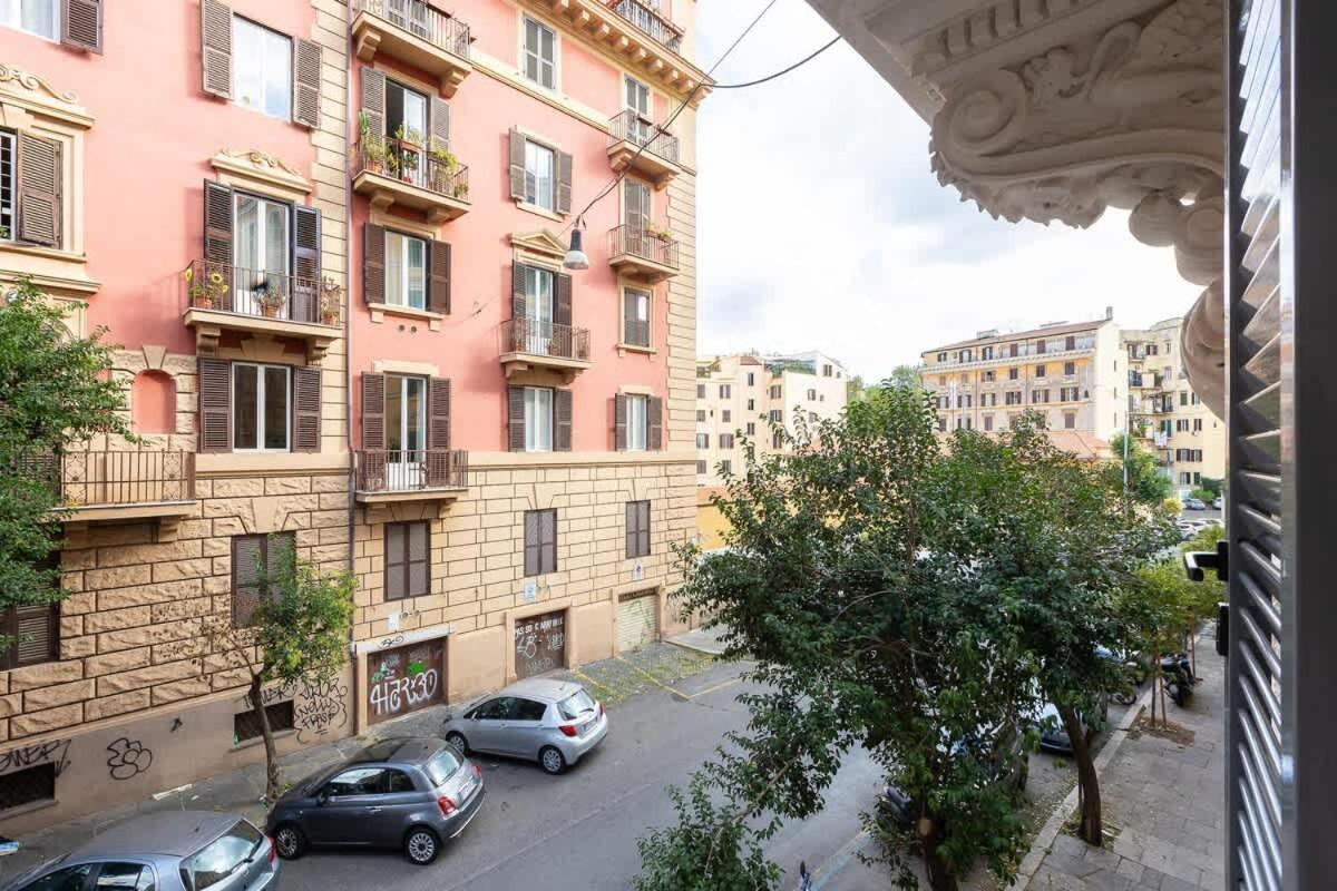 Colosseum Holidays - Three-bedroom Appartamento Roma